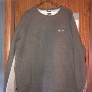 Slightly worn Nike sweatshirt.